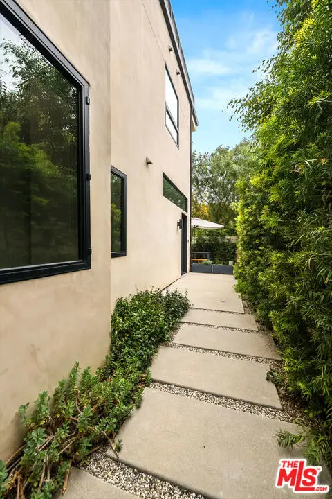 1216 1/2 Arizona Avenue, Santa Monica, CA 90404 - #3