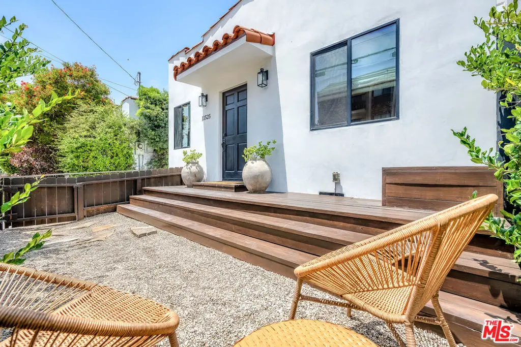 11525 Nebraska Avenue, Los Angeles, CA 90025 - #1