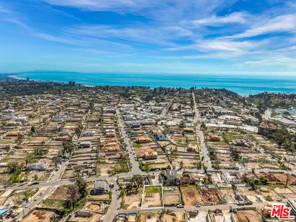 15208 Whitfield Avenue, Pacific Palisades, CA 90272