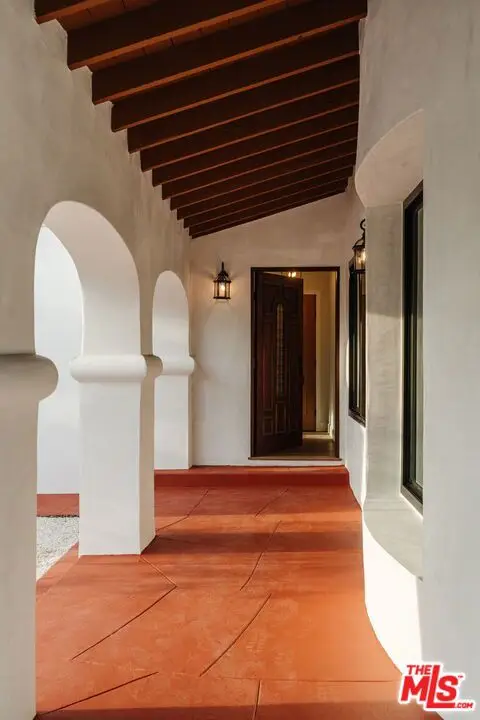 3936 Olmsted Avenue, Los Angeles, CA 90008 - #3