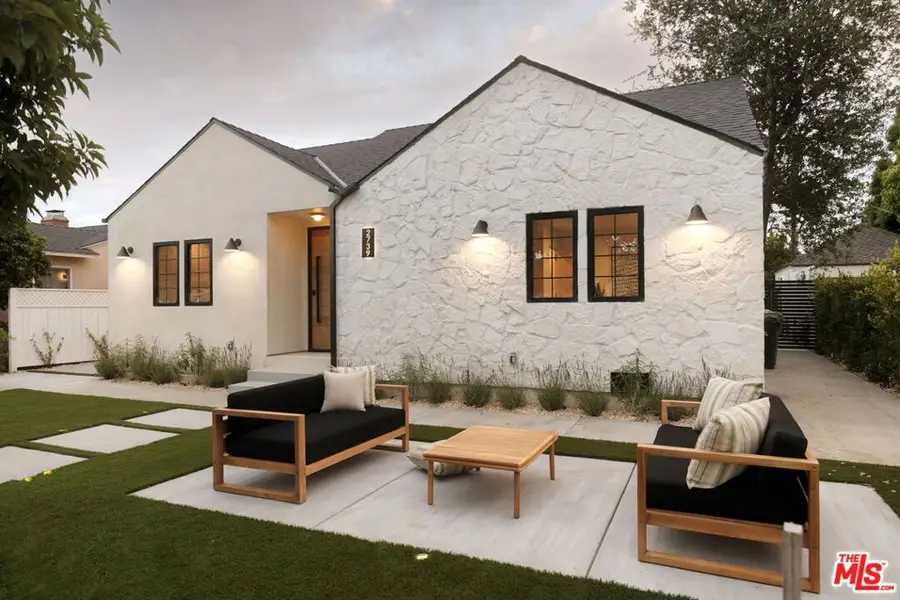 2739 Midvale Avenue, Los Angeles, CA 90064 - #2