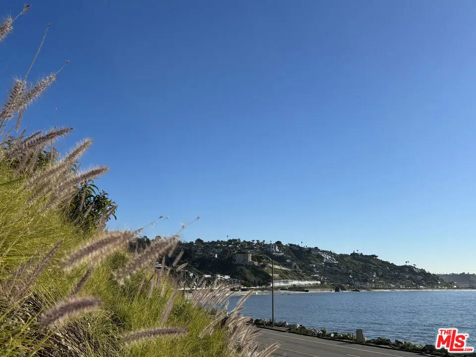 18425 Pacific Coast Highway, Malibu, CA 90265 - #1