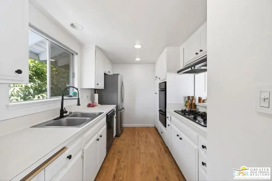 2891 Bayshore Avenue, San Buenaventura Ventura, CA 93001 - #3