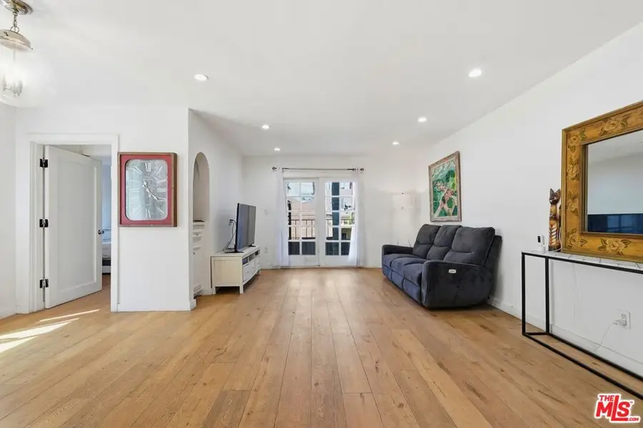625 N Flores Street #104, West Hollywood, CA 90048 - #2