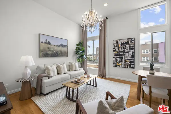 856 N Van Ness Avenue #6, Los Angeles, CA 90038