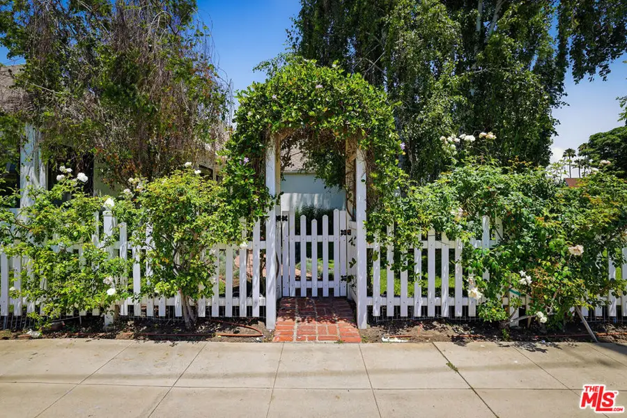 11357 Aqua Vista Street, Studio City, CA 91602 - #2