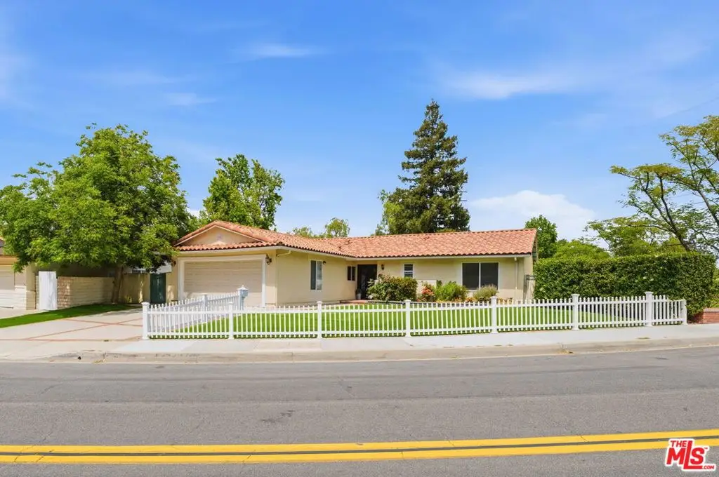 29107 Hillrise Drive, Agoura Hills, CA 91301 - #1