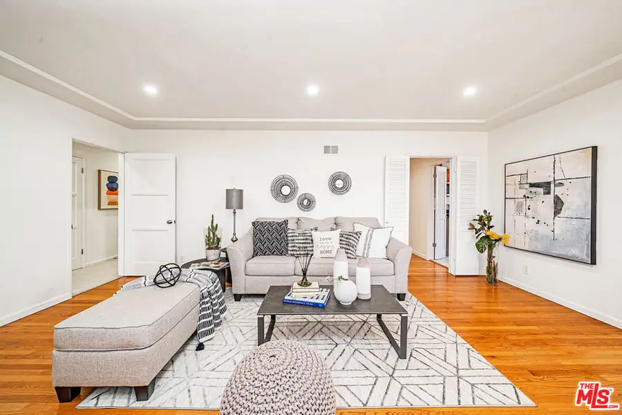 820 Alandele Avenue, Los Angeles, CA 90036 - #2