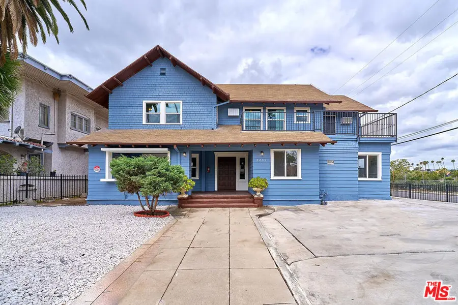 2205 S Hobart Boulevard, Los Angeles, CA 90018 - #3