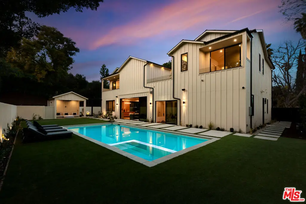 18100 Karen Drive, Tarzana, CA 91356 - #1