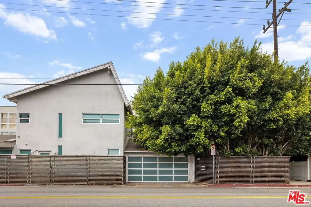 2807 Pacific Avenue, Venice, CA 90291 - #1