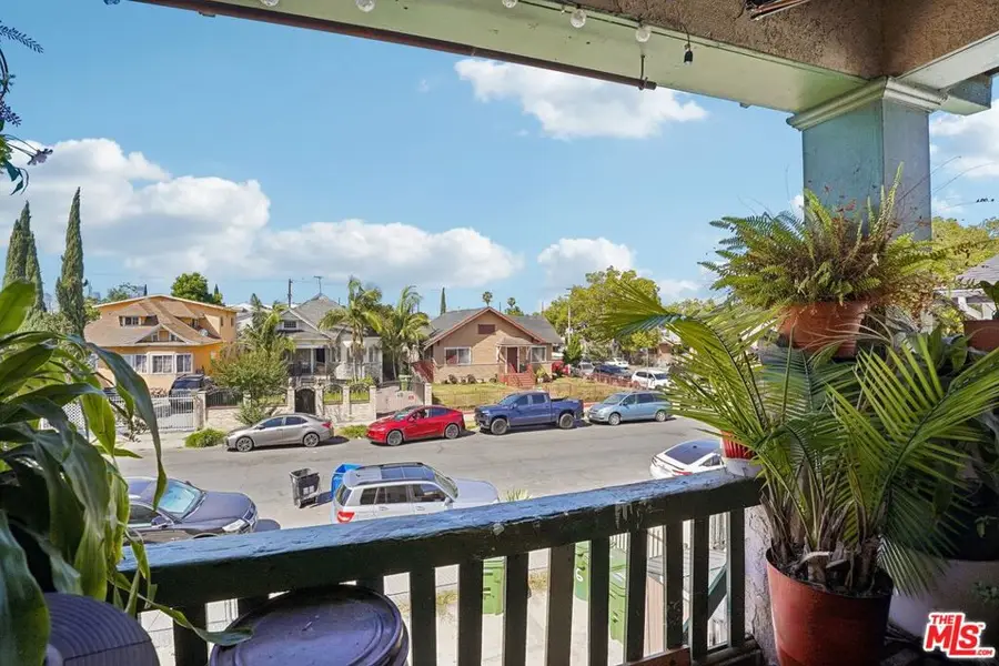 746 E 32nd Street, Los Angeles, CA 90011 - #2