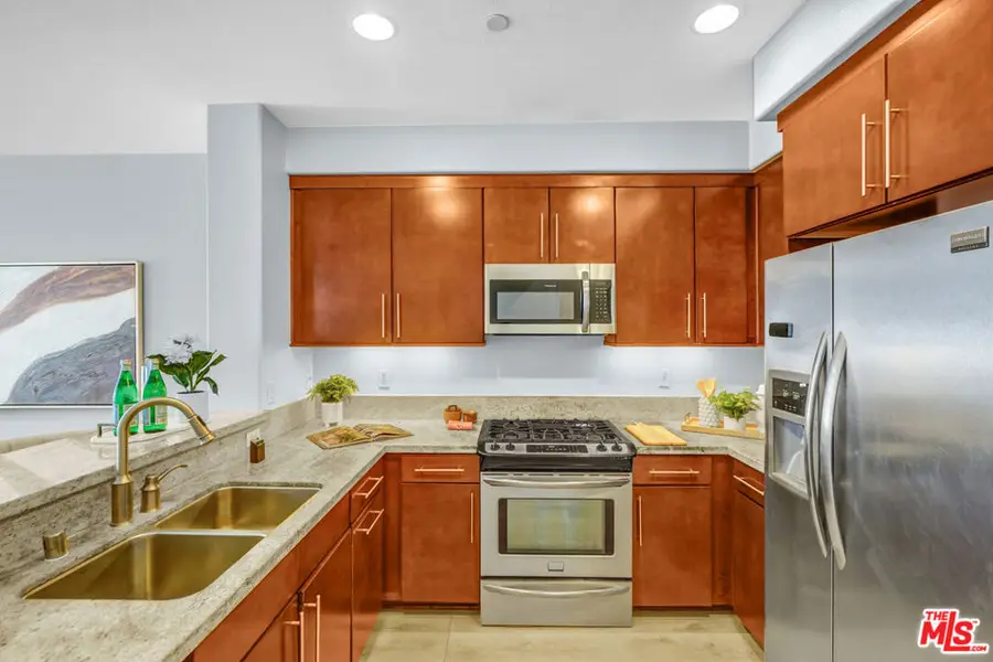 14412 Killion Street #205, Sherman Oaks, CA 91401 - #3