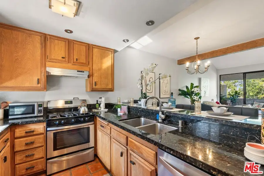 3480 Barham Boulevard #306, Los Angeles, CA 90068 - #3