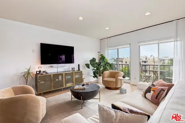 1115 S Elm Drive #411, Los Angeles, CA 90035