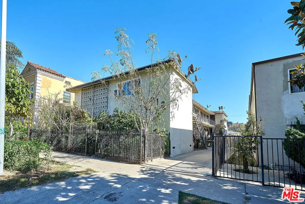 910 S Catalina Street, Los Angeles, CA 90006 - #1