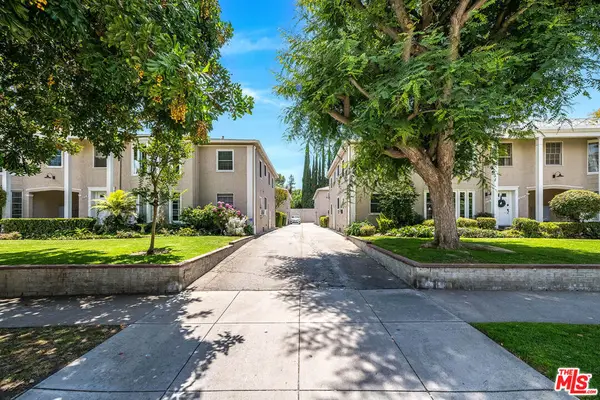 15224 1/2 Dickens Street, Sherman Oaks, CA 91403
