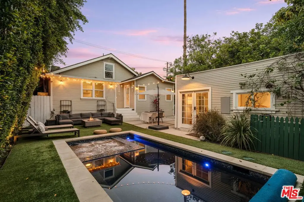 7030 De Longpre Avenue, Los Angeles, CA 90028 - #1