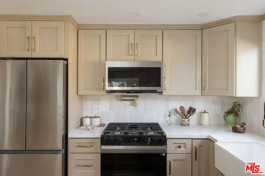 3030 Valle Vista Drive #27, Los Angeles, CA 90065 - #3
