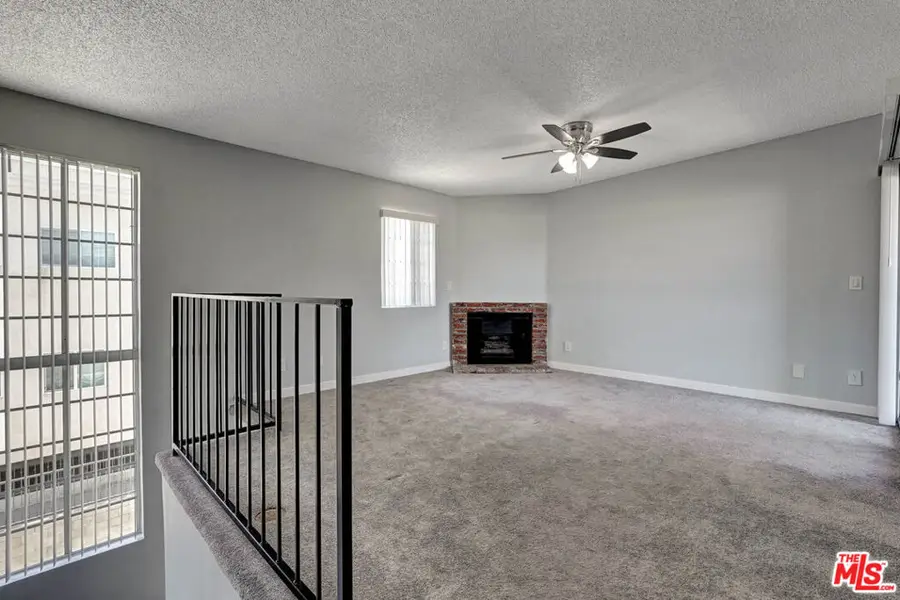18547 Saticoy Street, Reseda, CA 91335 - #3