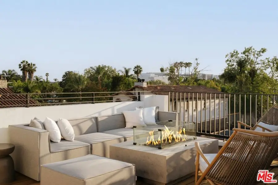 469 N Sweetzer Avenue, Los Angeles, CA 90048 - #3