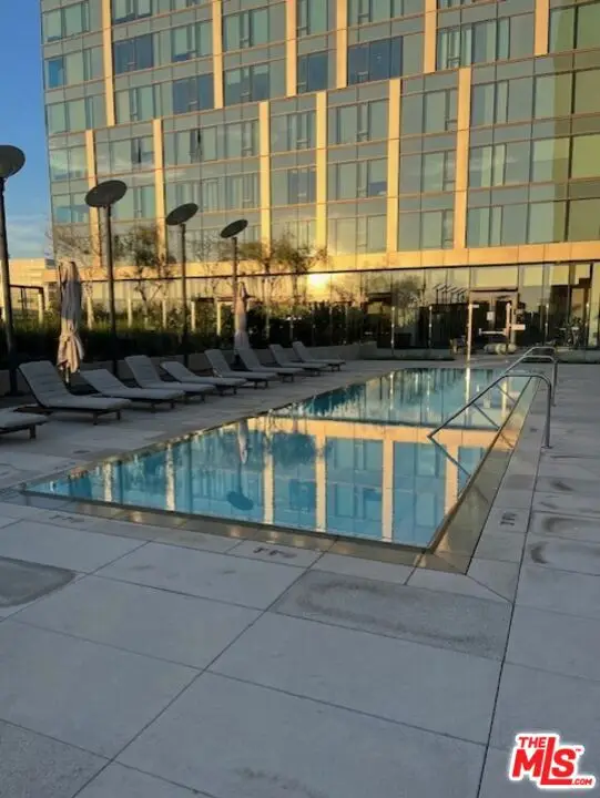 889 Francisco Street #710, Los Angeles, CA 90017 - #2