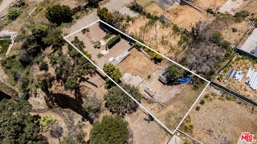 627 N Marquette Street, Pacific Palisades, CA 90272 - #3