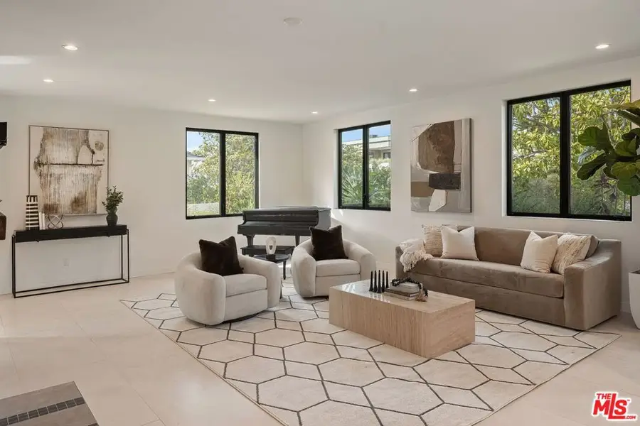 3401 Keeshen Drive, Los Angeles, CA 90066 - #3