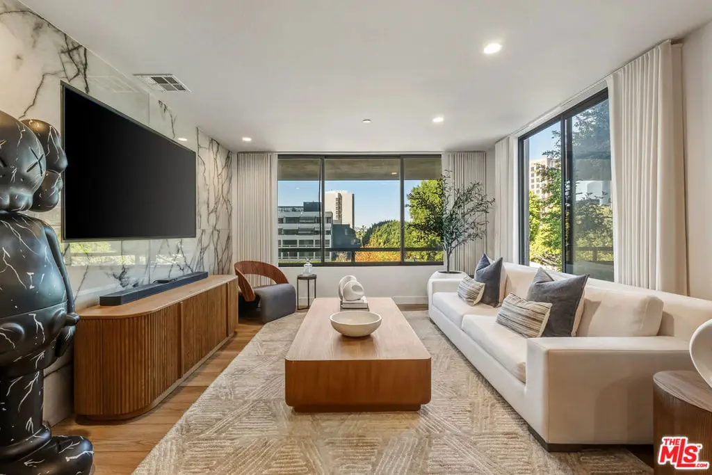 121 S Hope Street #334, Los Angeles, CA 90012 - #1
