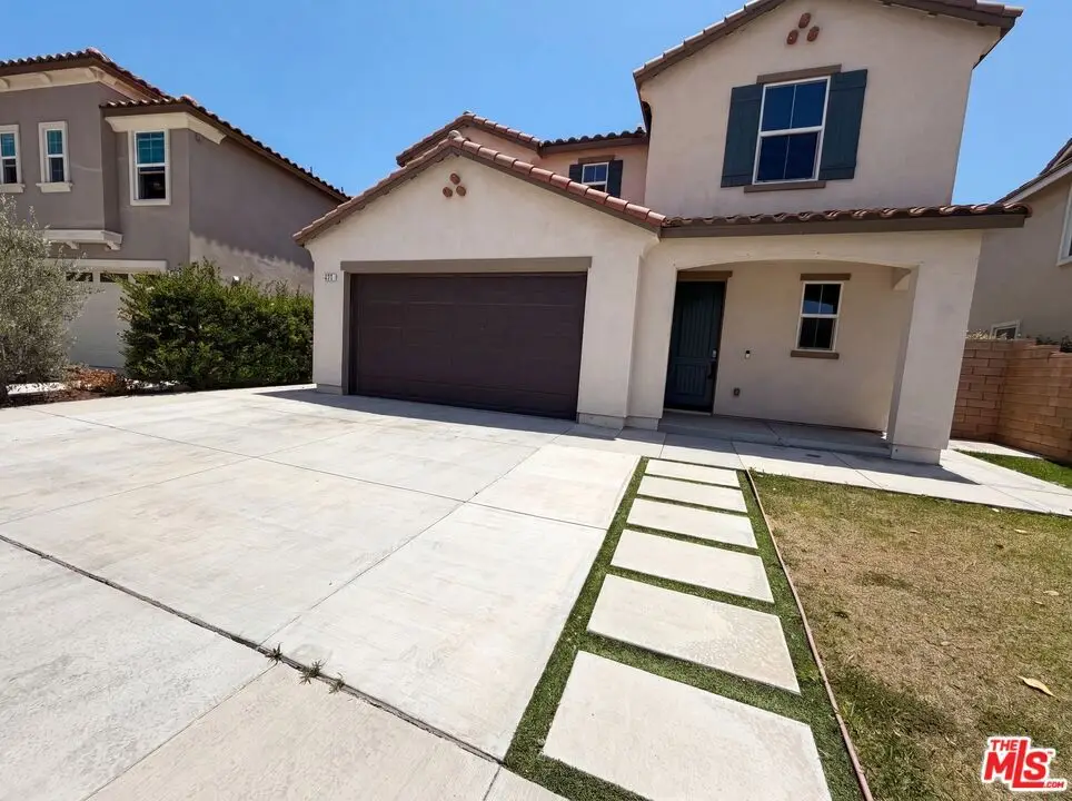 383 Eureka Drive, Santa Paula, CA 93060 - #1