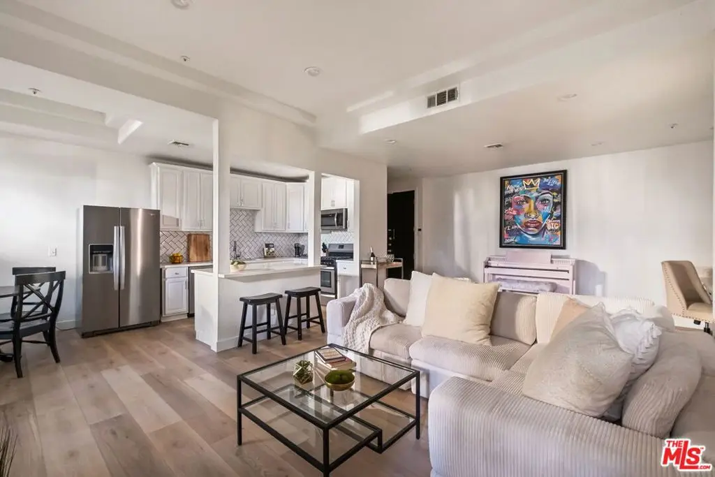 4943 Rosewood Avenue #104, Los Angeles, CA 90004 - #1