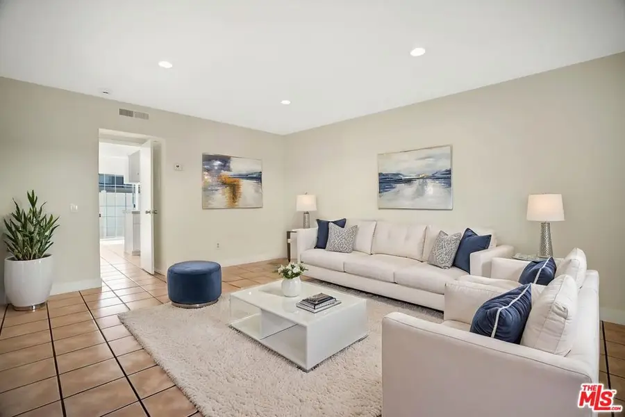 10065 De Soto Avenue #304, Chatsworth, CA 91311 - #3