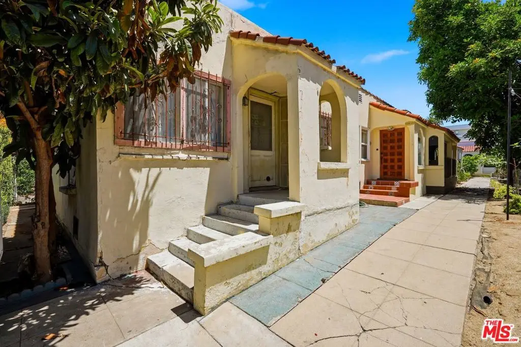 1410 N Serrano Avenue, Los Angeles, CA 90027 - #1
