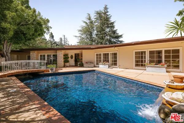 1743 Stone Canyon Road, Los Angeles, CA 90077