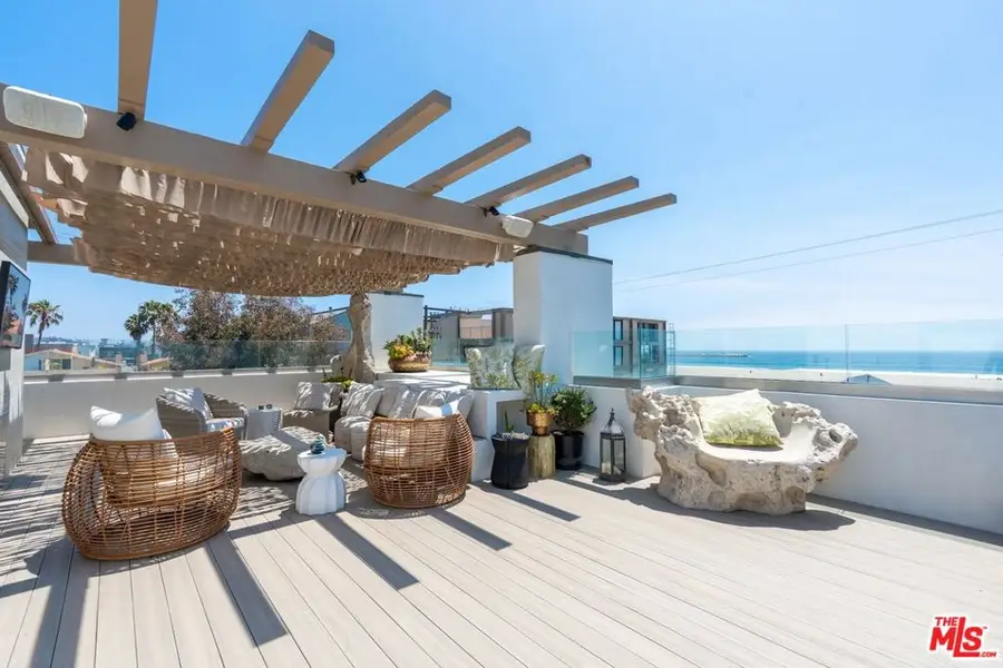 15 Reef Street, Marina Del Rey, CA 90292 - #3
