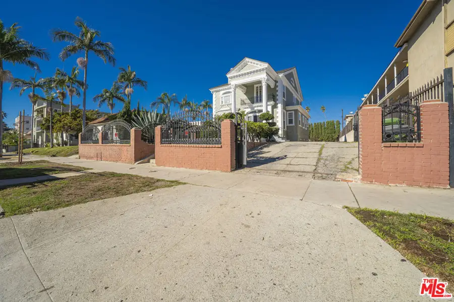1159 S Norton Avenue, Los Angeles, CA 90019 - #3