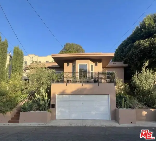 1515 Rendall Place, Los Angeles, CA 90026