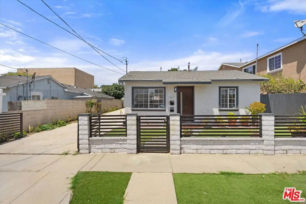 21007 Shearer Avenue, Carson, CA 90745 - #1