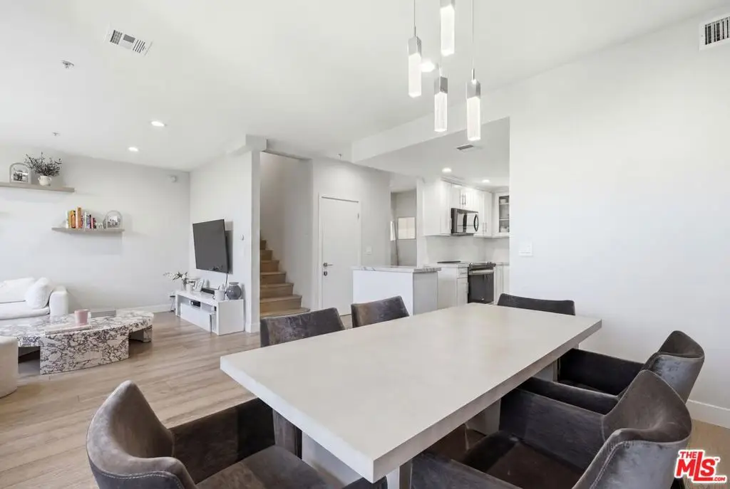 1238 S Holt Avenue #5, Los Angeles, CA 90035 - #1