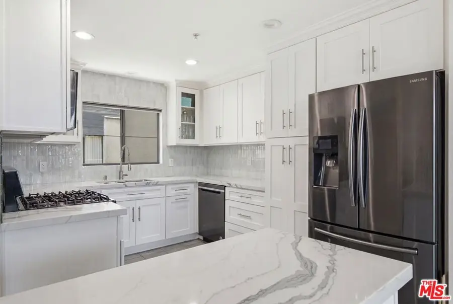 1238 S Holt Avenue #5, Los Angeles, CA 90035 - #2