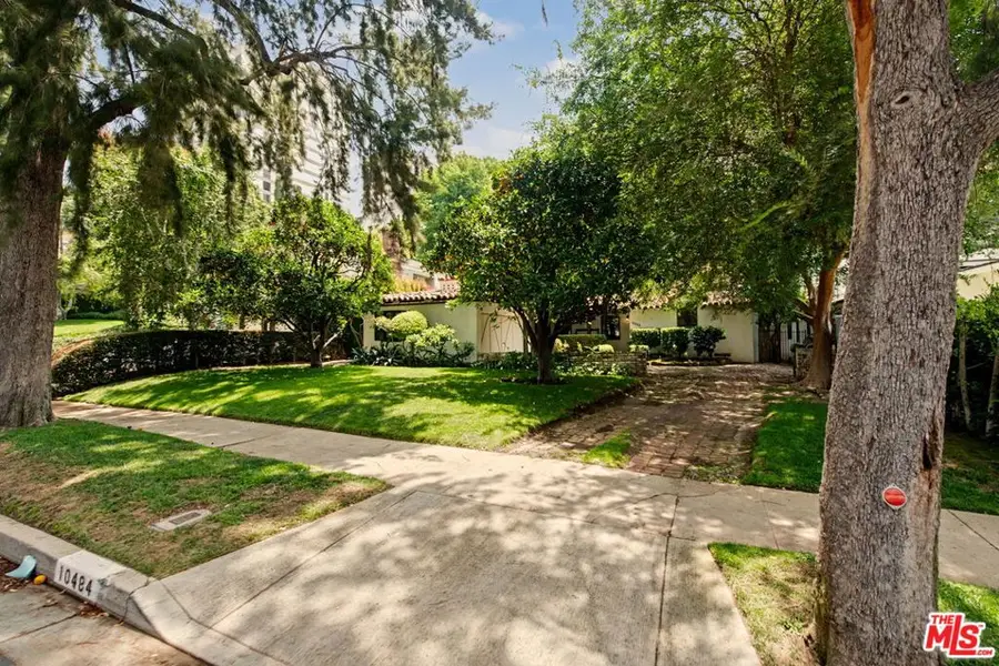10484 Lindbrook Drive, Los Angeles, CA 90024 - #3