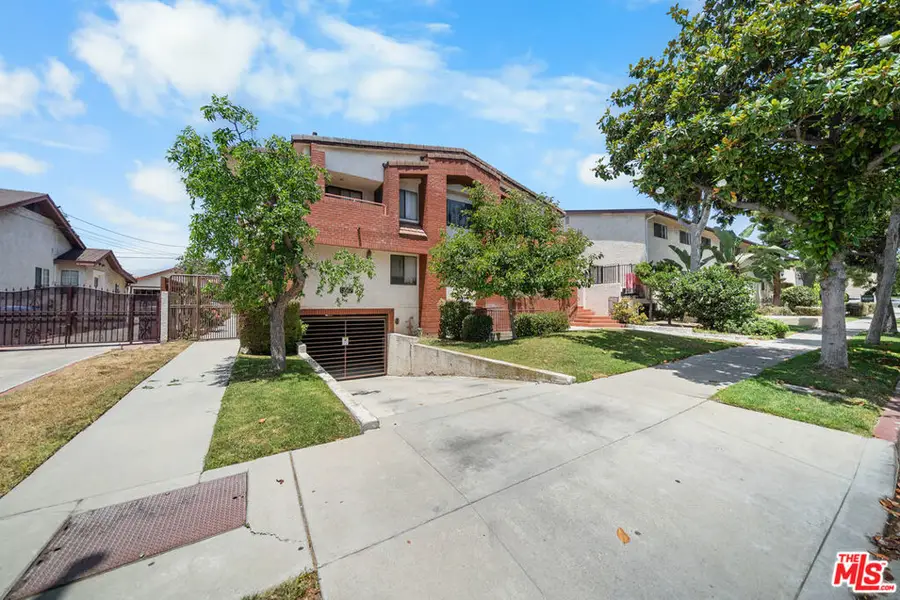 527 W Harvard Street #4, Glendale, CA 91204 - #2