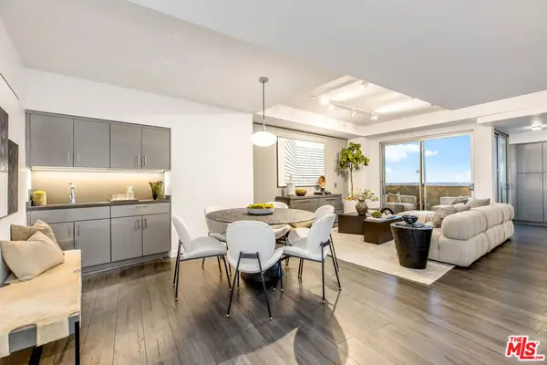 7250 Franklin Avenue #1204, Los Angeles, CA 90046