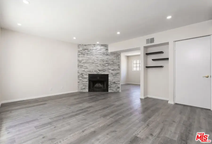 14018 Vanowen Street #7, Valley Glen, CA 91405 - #2