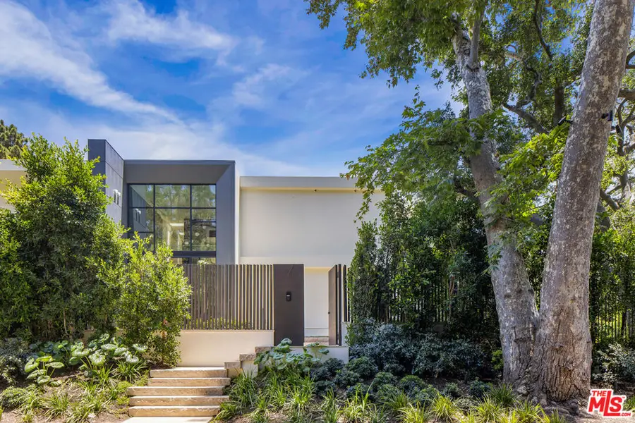 120 N Glenroy Avenue, Los Angeles, CA 90049 - #2