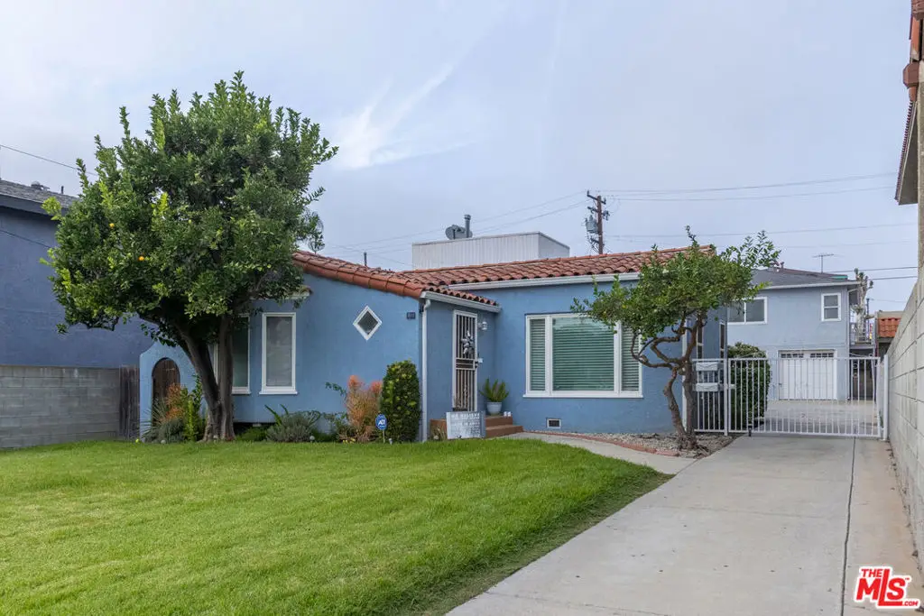 811 E Nutwood Street, Inglewood, CA 90301 - #1