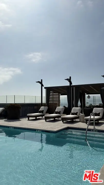1755 Ocean Avenue Avenue #203, Santa Monica, CA 90401