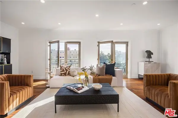 918 S Wooster Street #2, Los Angeles, CA 90035