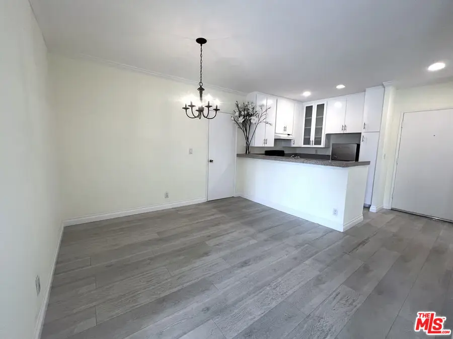 11645 Montana Avenue #323, Los Angeles, CA 90049 - #2