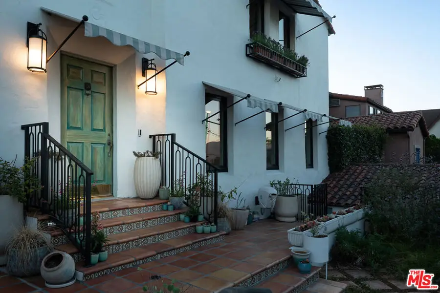 2341 Ronda Vista Drive, Los Angeles, CA 90027 - #3